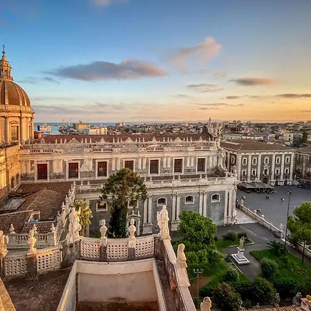 With Private Bathroom *